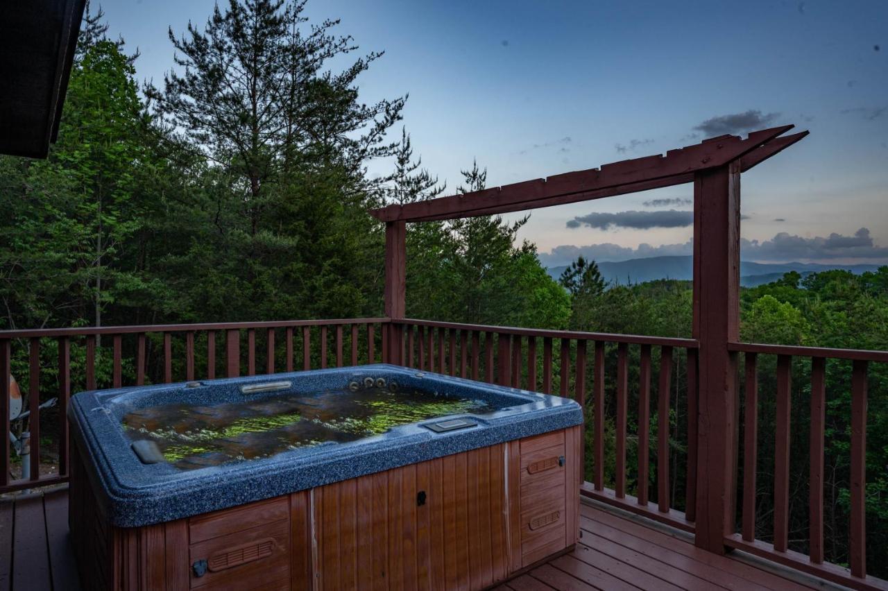 Private Mountain Cabin, Hot Tub Escape In The Smokies, With The View Севьервилл Экстерьер фото