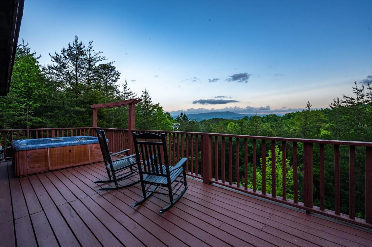 Private Mountain Cabin, Hot Tub Escape In The Smokies, With The View Севьервилл Экстерьер фото